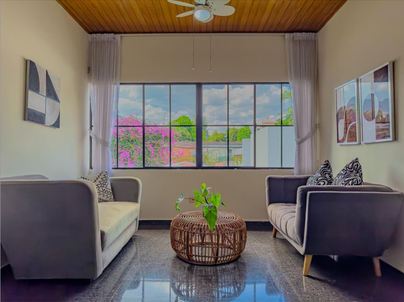 Cardedeu Suites San Salvador Eksteriør billede