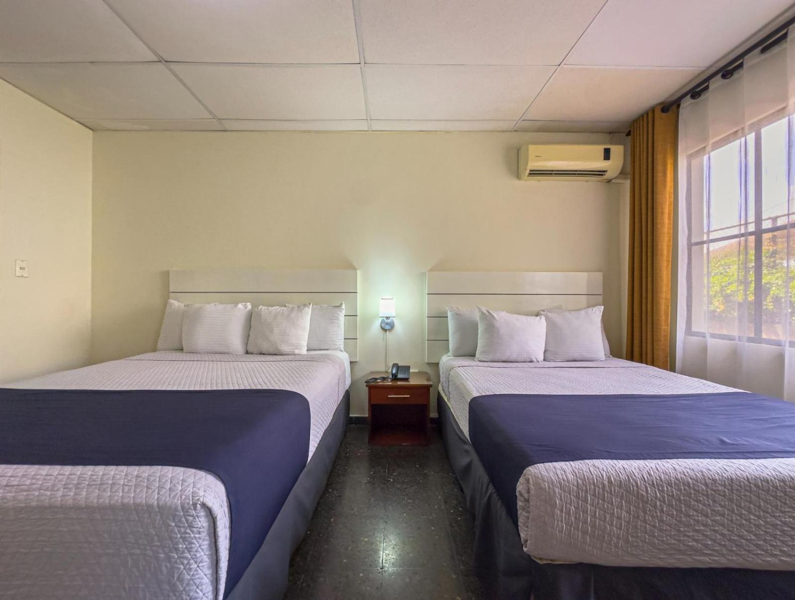 Cardedeu Suites San Salvador Eksteriør billede